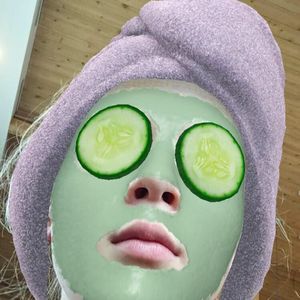 Meet your Posher, Anastasia